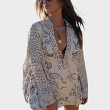 Arial | Conjunto de Camisa Y Pantalones Cortos Con Cullo En V