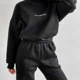 Storm | Conjunto Joven de Camiseta  y Pantalones