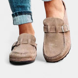 Elora | Zuecos Clásicos de Gamuza