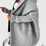 Marcela |  Cárdigan de Punto con Capucha Oversized